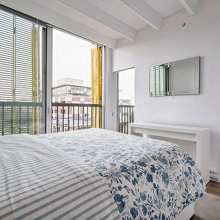 Modern, Bright & Central 1-Bed Downtown Apt Close To Rogers Arena Ванкувер Экстерьер фото