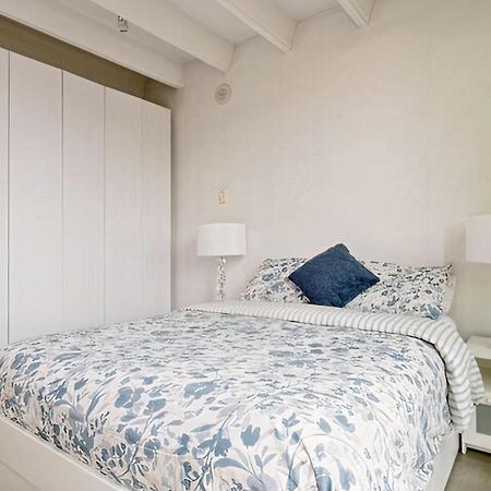 Modern, Bright & Central 1-Bed Downtown Apt Close To Rogers Arena Ванкувер Экстерьер фото
