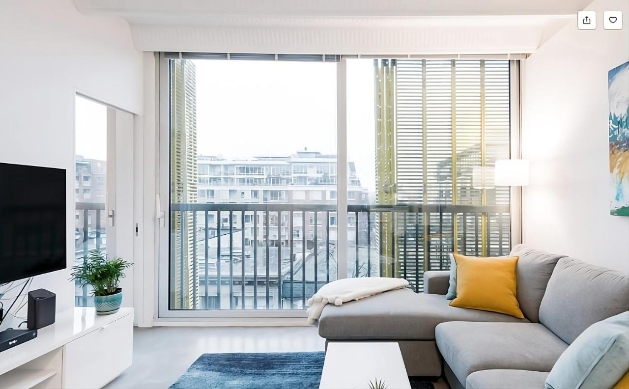 Modern, Bright & Central 1-Bed Downtown Apt Close To Rogers Arena Ванкувер Экстерьер фото